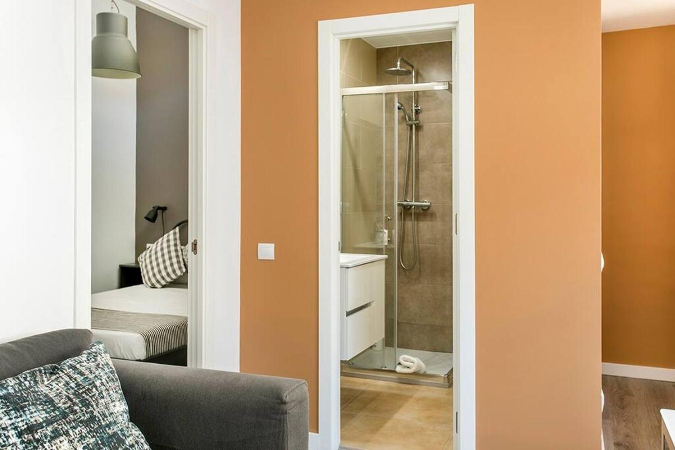 Apartmán Cozy&New With Terrace L'Hospitalet de Llobregat Exteriér fotografie