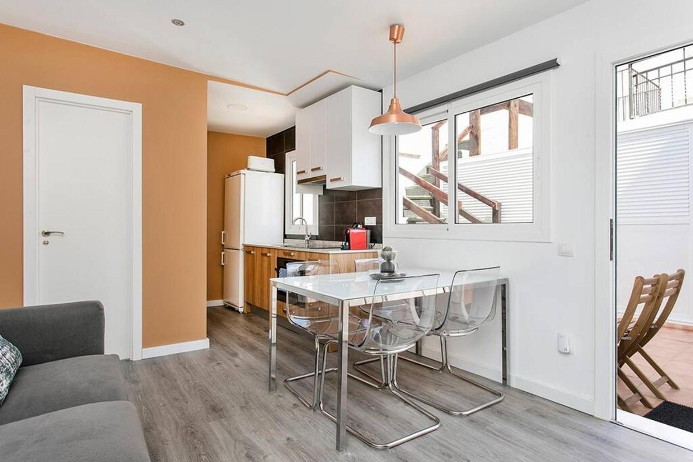Apartmán Cozy&New With Terrace L'Hospitalet de Llobregat Exteriér fotografie